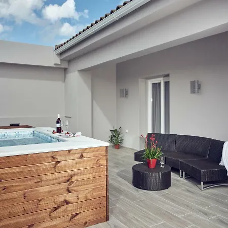Savvas Luxury *