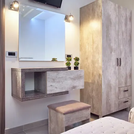 Savvas Luxury