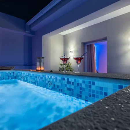 Savvas Luxury