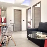 Savvas Luxury Apartman *