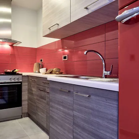 Apartment Savvas Luxury Laganas