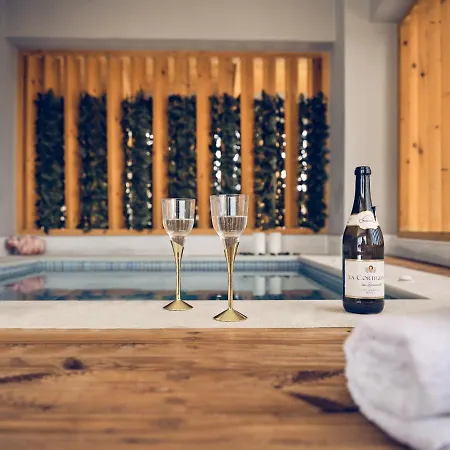 Savvas Luxury Lägenhet *