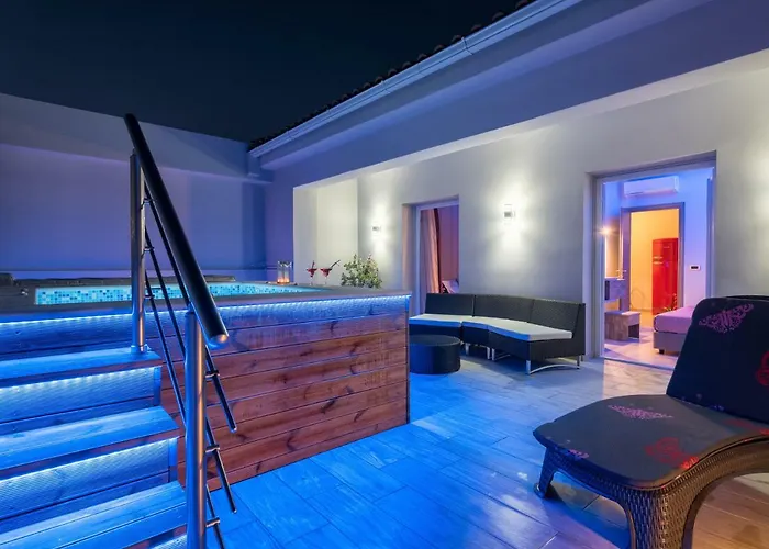 Savvas Luxury * Λαγανάς