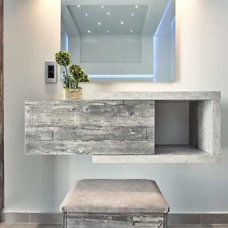 Savvas Luxury Daire Laganas