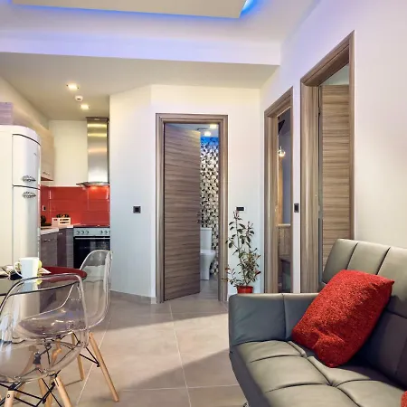 Savvas Luxury Laganas