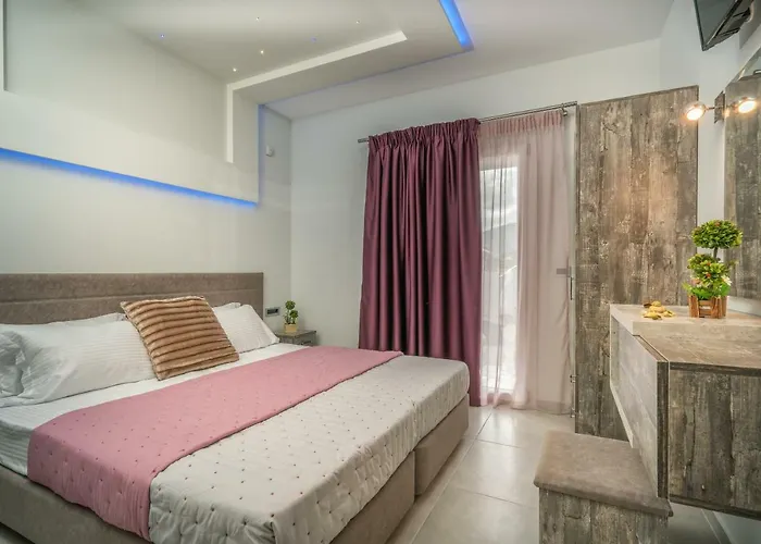 Savvas Luxury